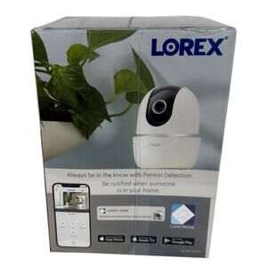 NIB Lorex W462AQC-E 2K Indoor Tilt-Pan Wi-fi Camera